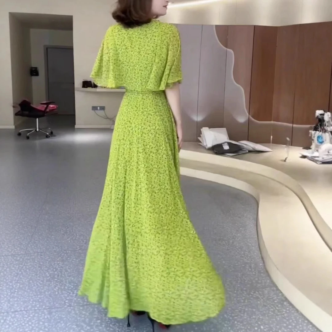 2025夏季新款绿色碎花洋气时尚长款连衣裙高端大气宽松显瘦摆群女