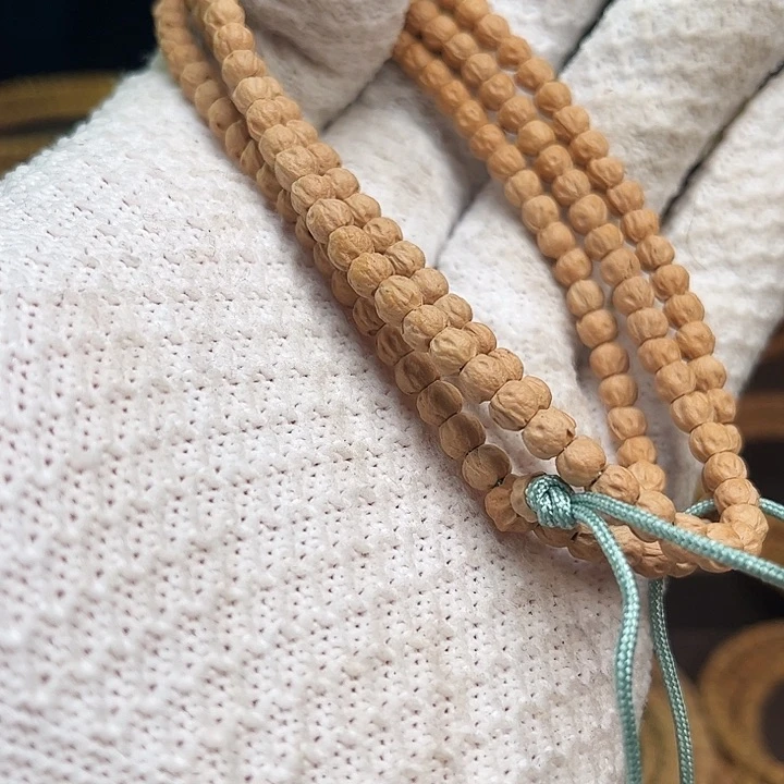 柏香籽/百香籽吊坠?**多