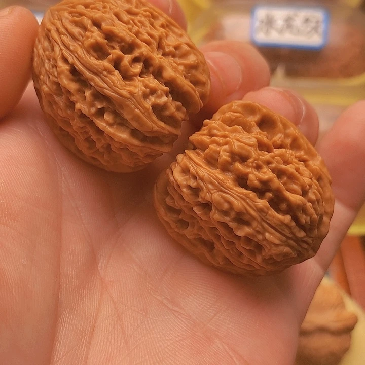 文玩核桃把件37全品凹底拉丝纹涿鹿南疆石