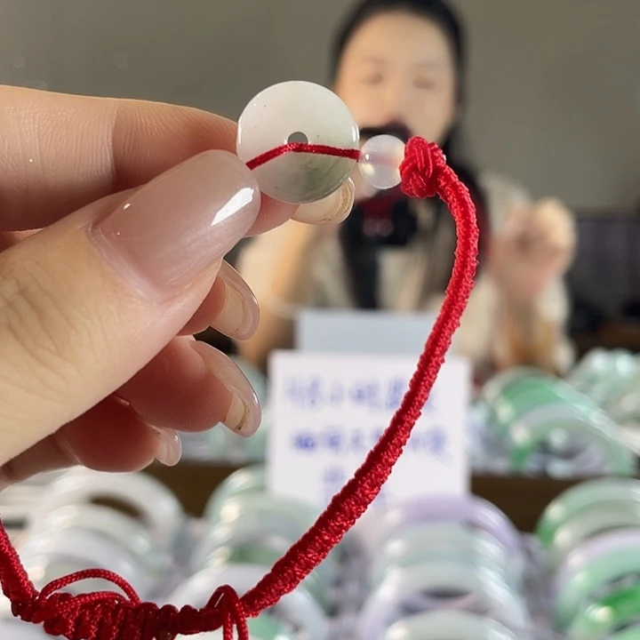 翡翠未镶嵌手链翡翠