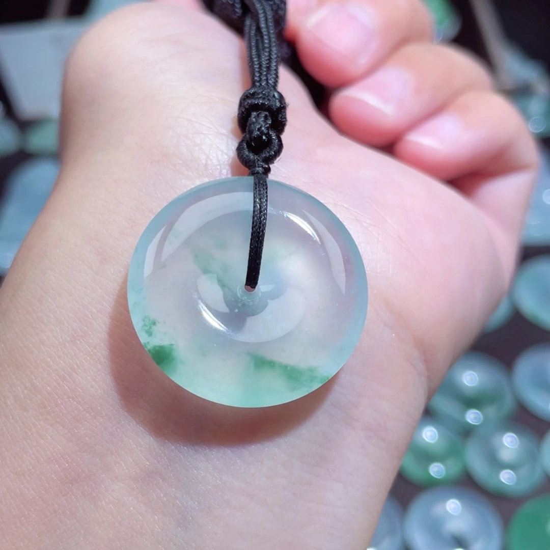 颈饰未镶嵌翡翠扣子