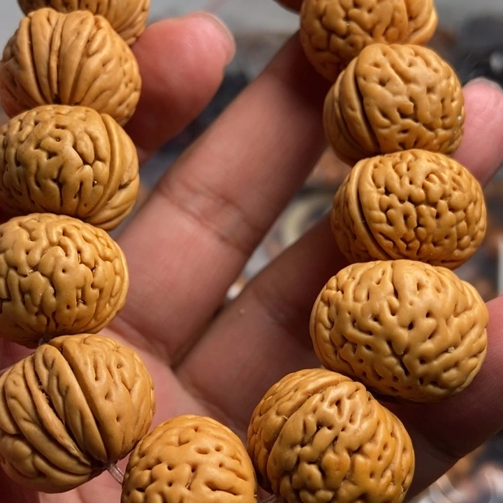 猴头核桃吊坠今天