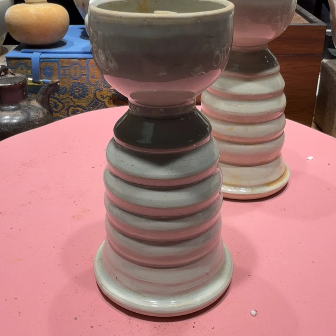 山***人其他漂亮的小瓷瓶子