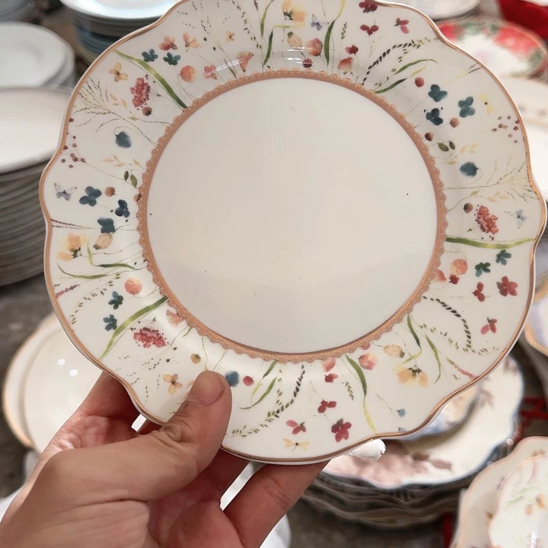 瓷喜欢拍微瑕疵一个