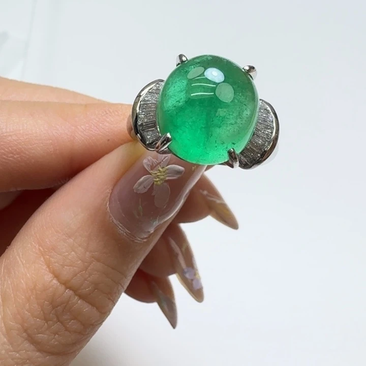 祖母绿戒指未镶嵌