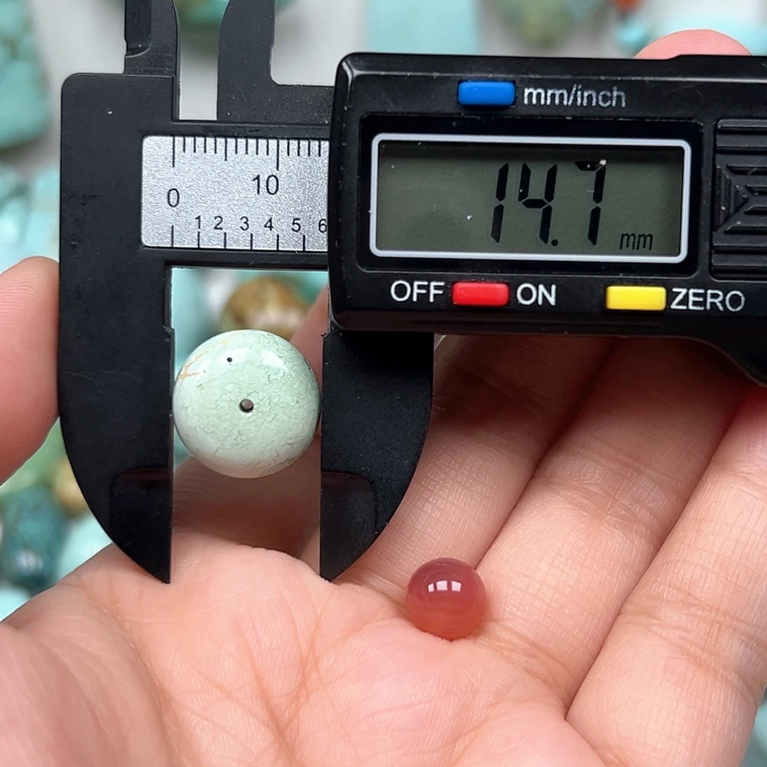 未镶嵌南红玛瑙珠宝奇石