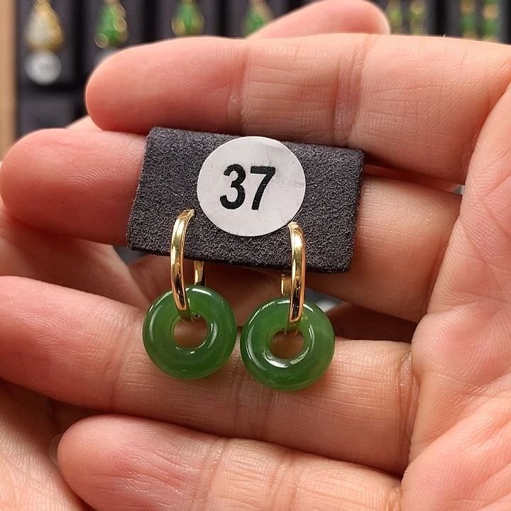 和田玉耳饰18K金镶嵌