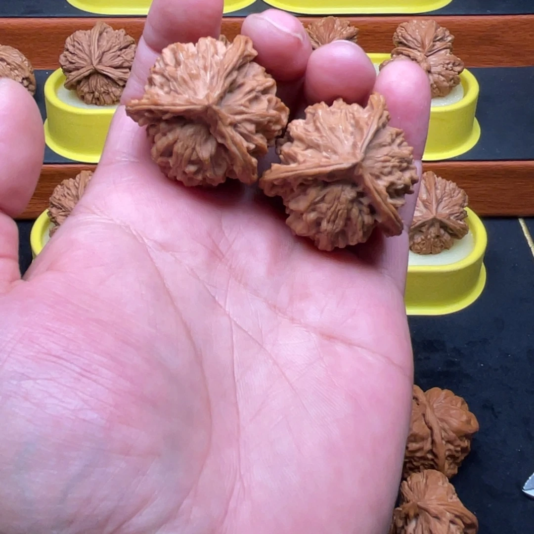 S***k核桃手串/手链盘山公子帽