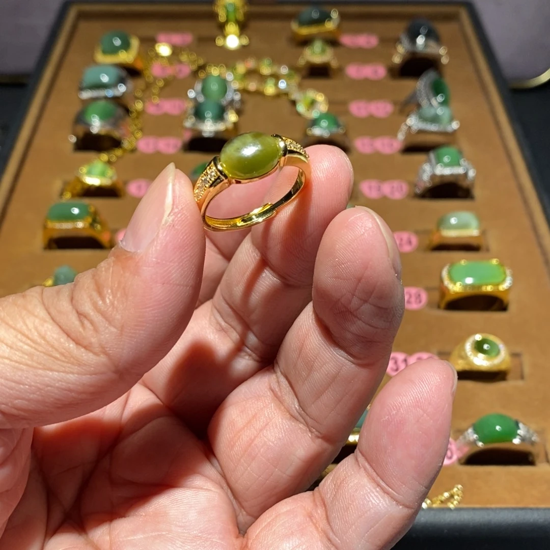 和田玉（碧玉）未镶嵌戒指