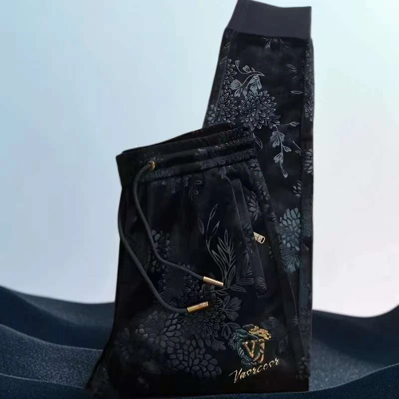 2025加绒加厚压花时尚百搭舒适柔软弹力免打理潮流绒面男士休闲裤