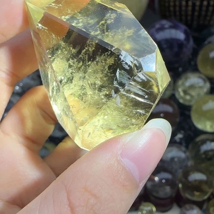 水晶未镶嵌摆件f872