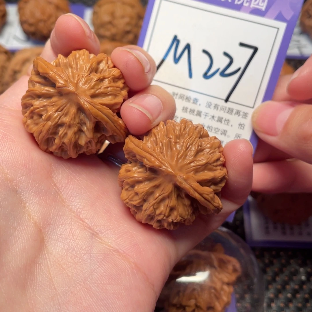 把件桃核M227号秦公子36
