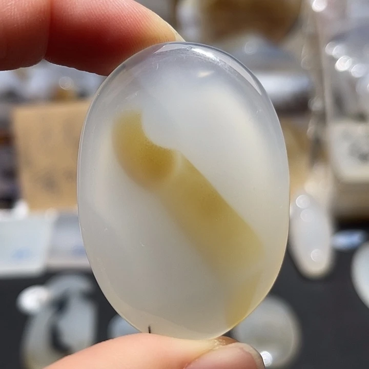 未镶嵌颈饰玛瑙/玉髓