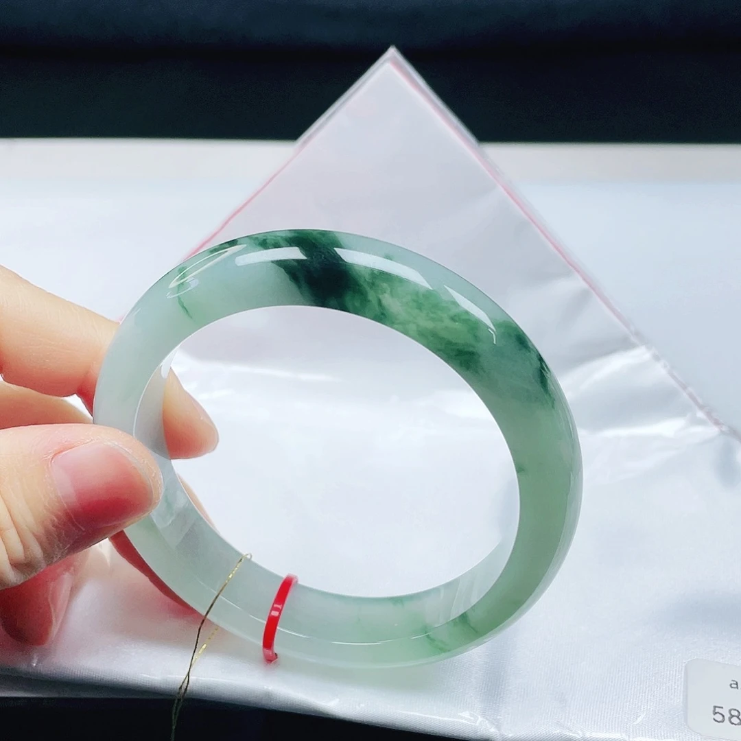 翡翠未镶嵌手镯58圈口