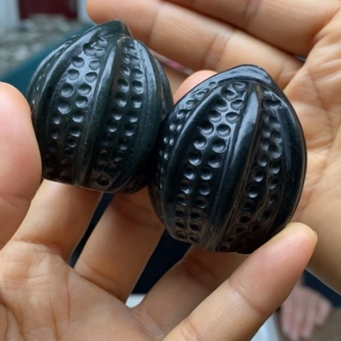 和田玉未镶嵌手链核桃