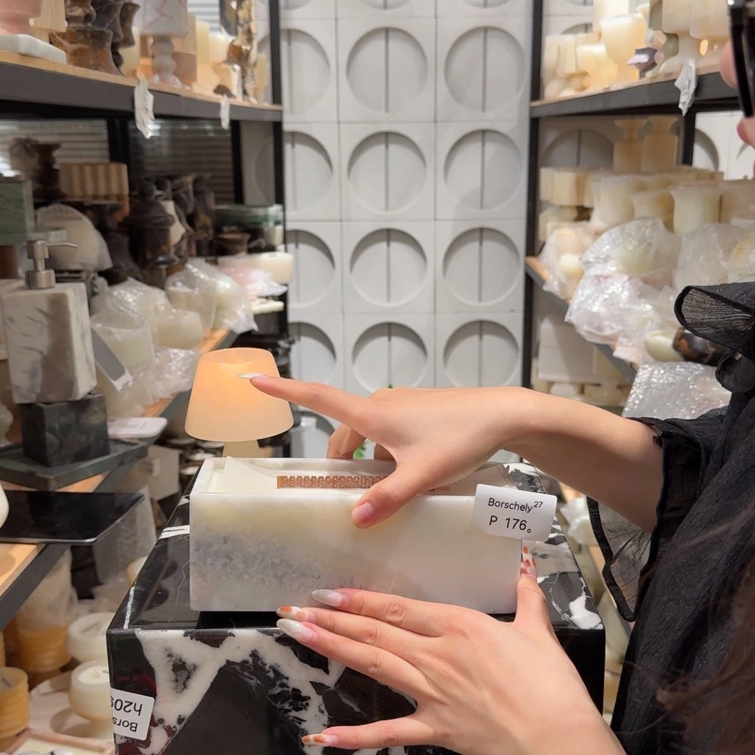 大理石P176。油。