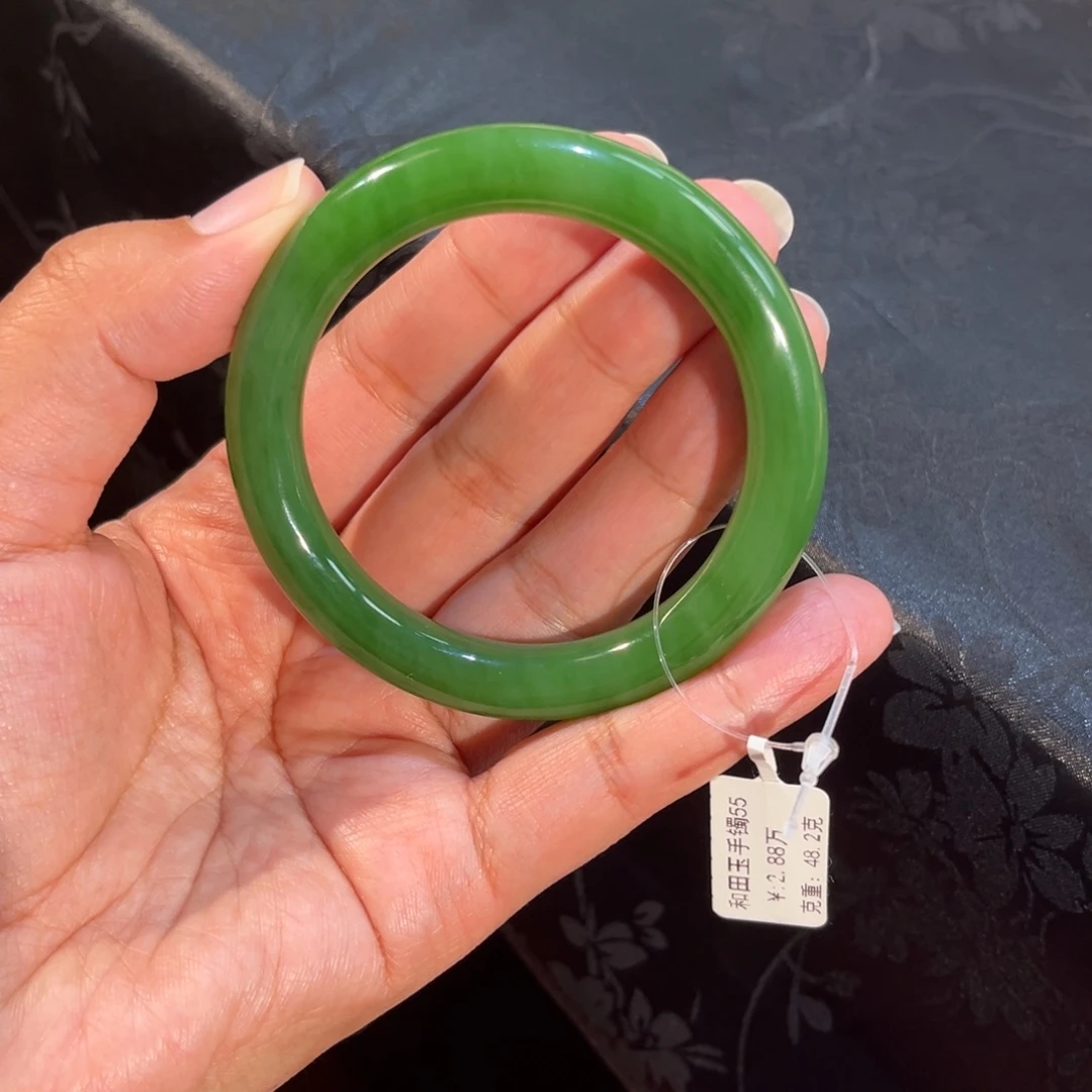 和田玉未镶嵌手镯正阳绿碧玉圆条