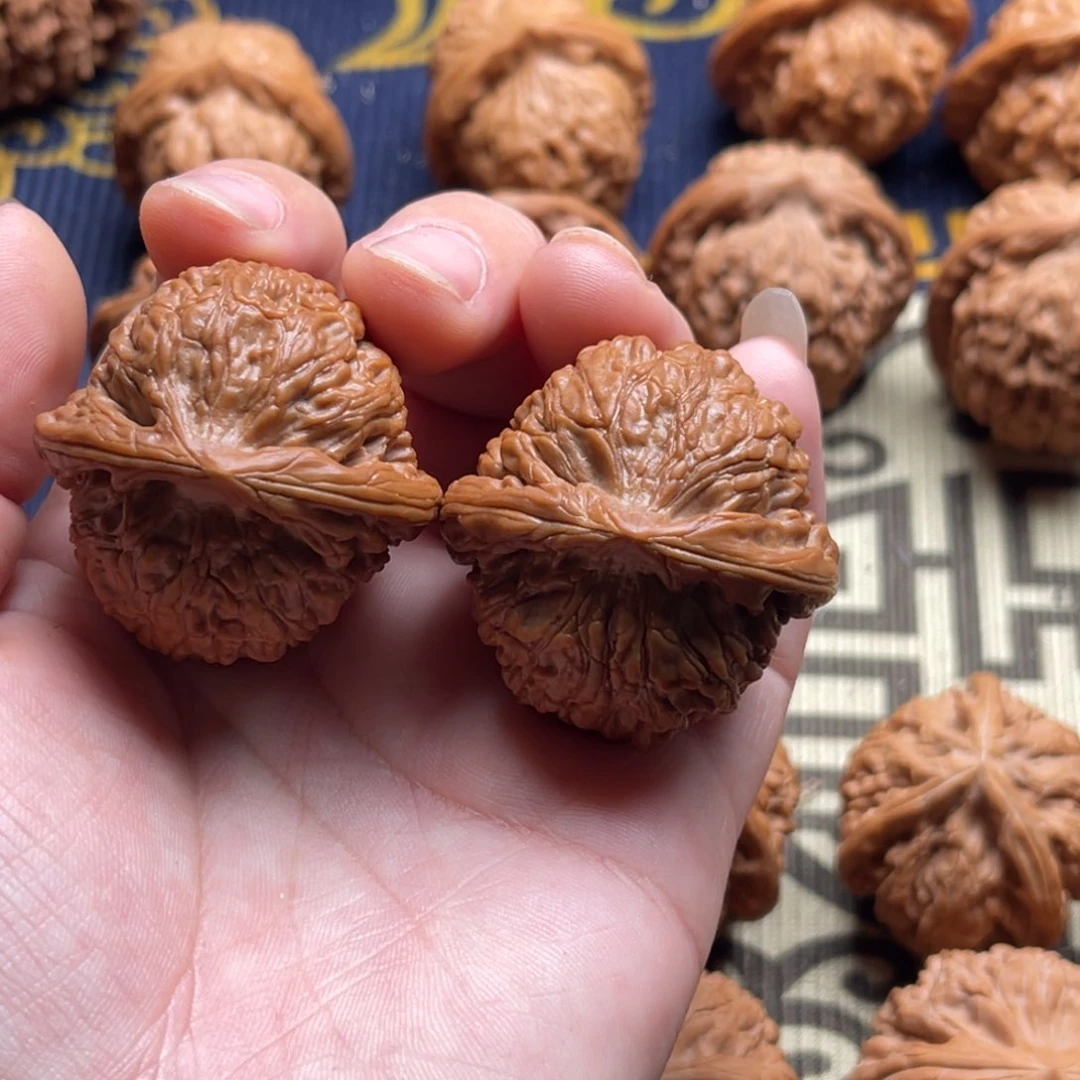 文玩核桃吊坠圆梦36