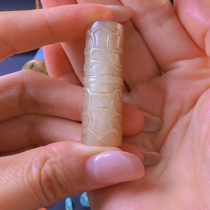 用***2和田玉未镶嵌颈饰