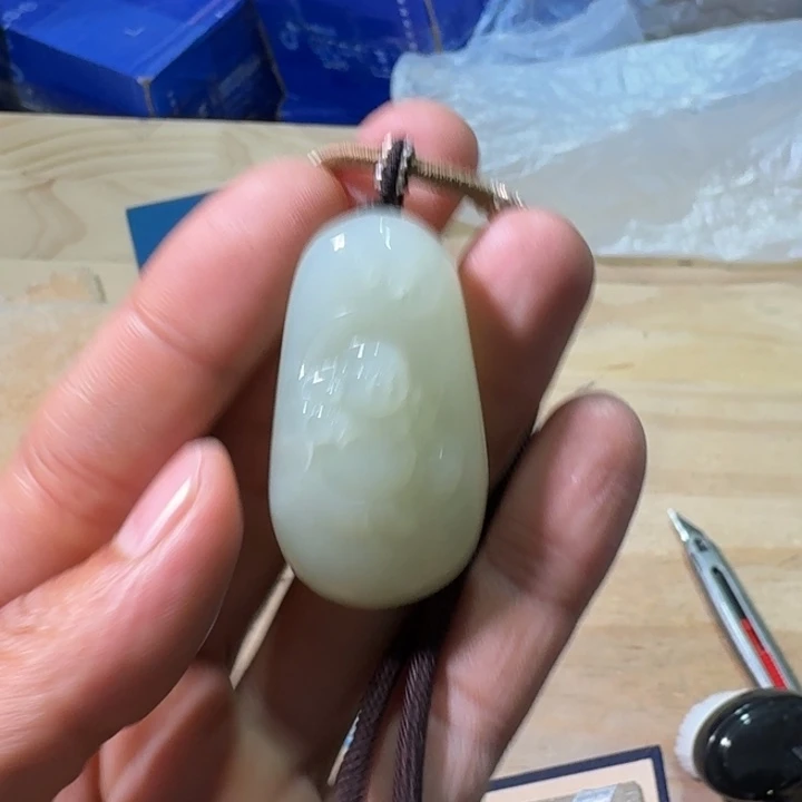 未镶嵌和田玉（糖玉）挂件