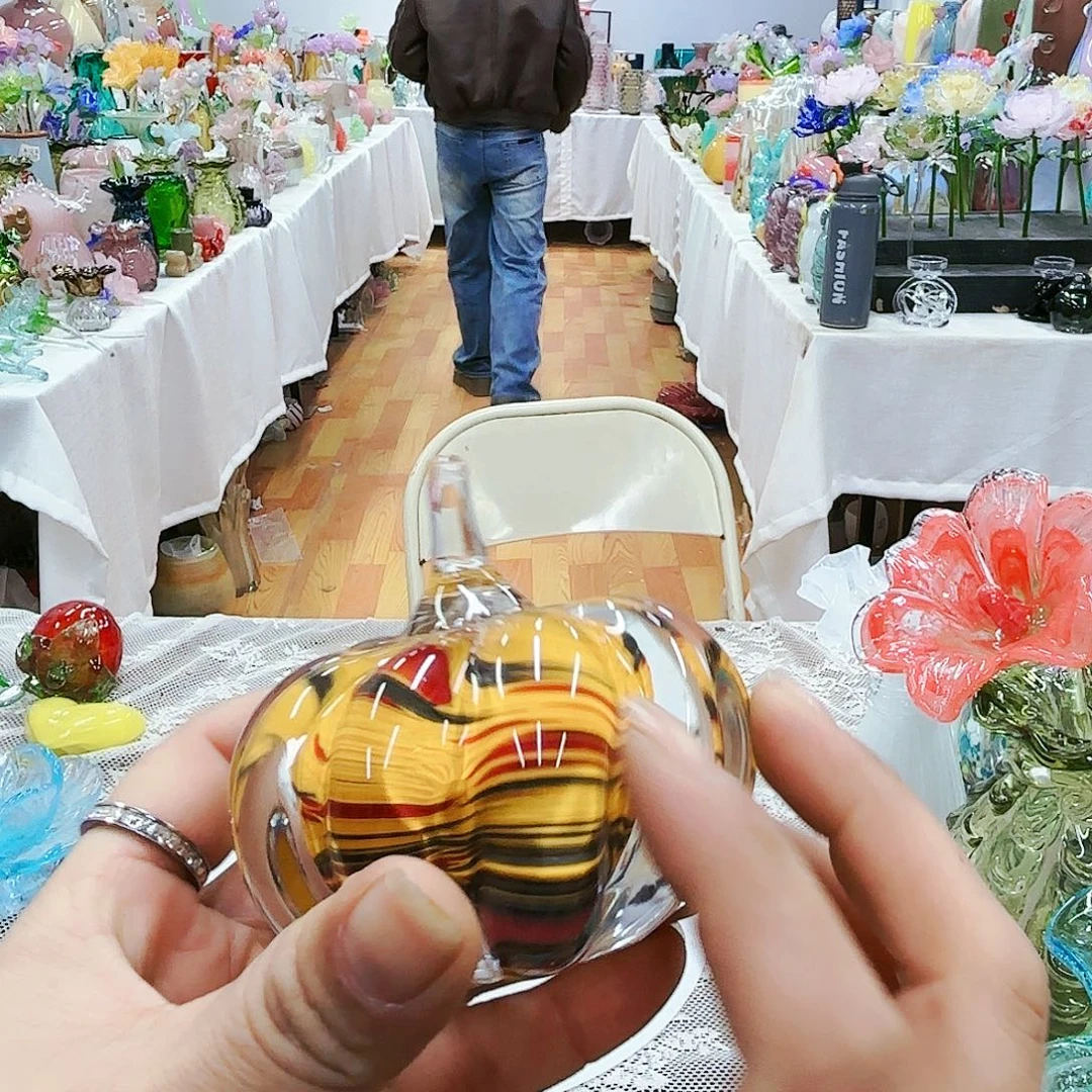 云***儿瑕疵福利不退不换琉璃花瓶艺术品