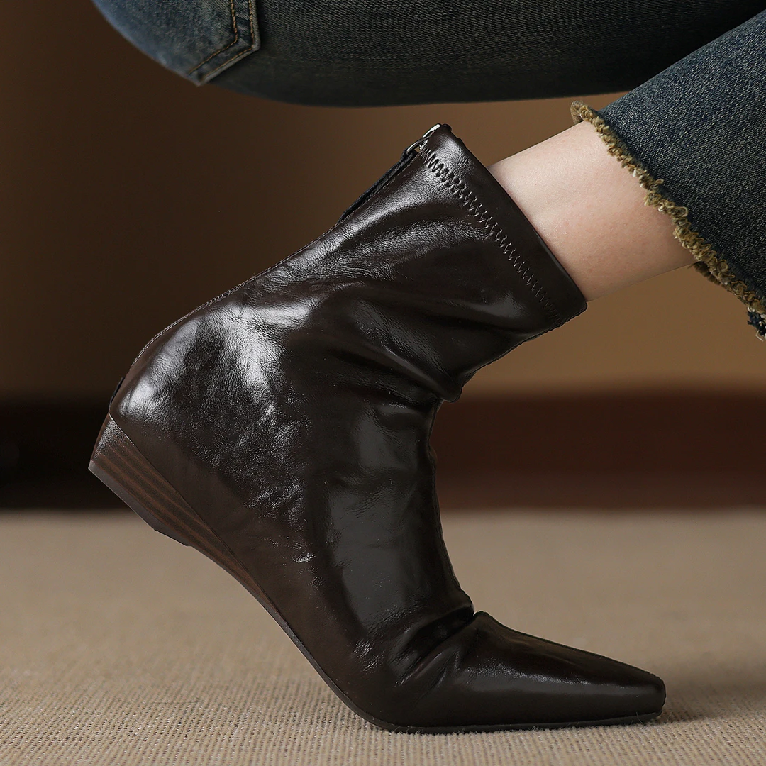 韩系百搭方头弹力瘦瘦靴冬季黑色短靴内增高显瘦小踝靴时尚真皮