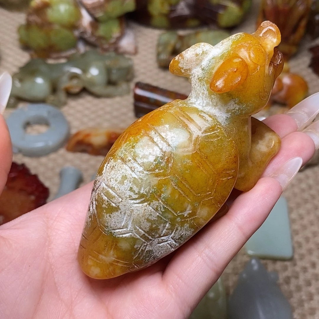 未镶嵌蛇纹石玉颈饰