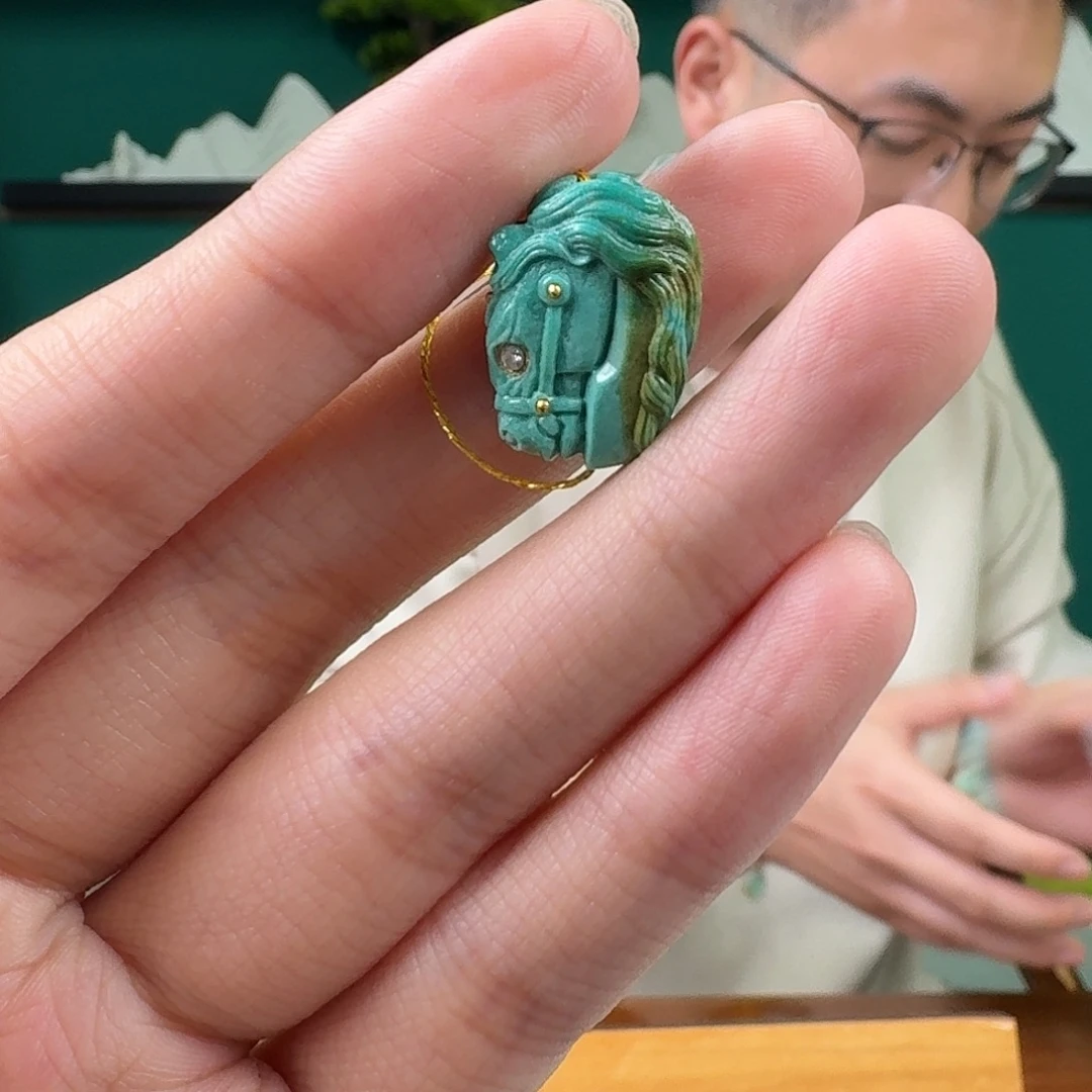 p***a绿松石未镶嵌珠宝奇石