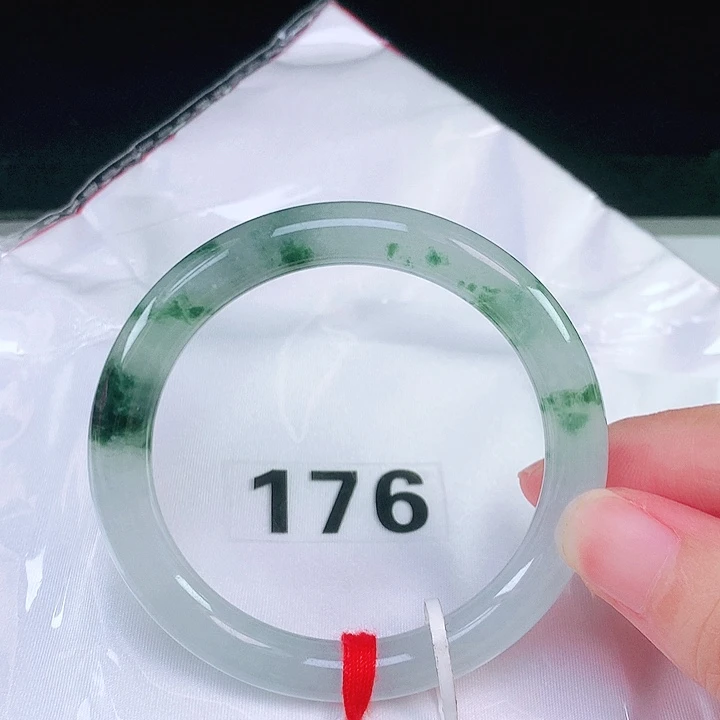 翡翠未镶嵌手镯翡翠手镯