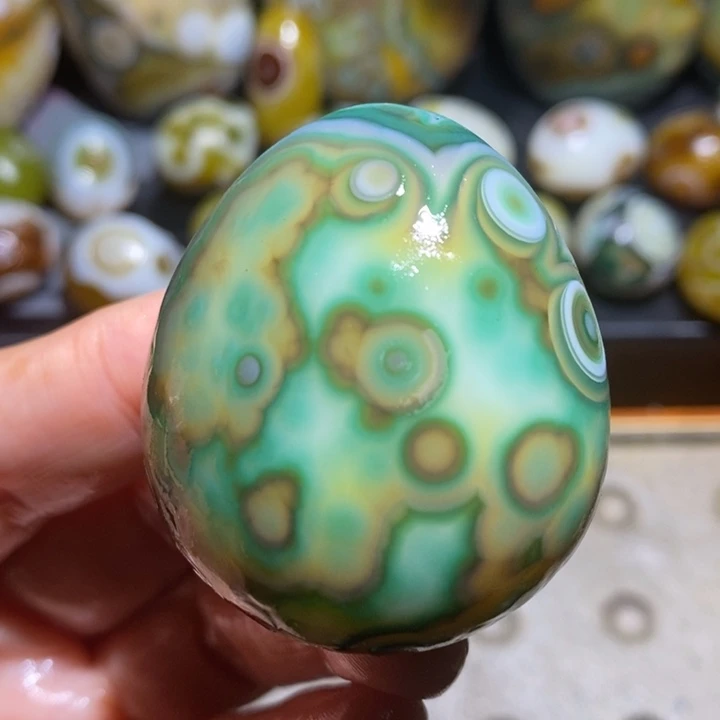 未镶嵌玛瑙/玉髓珠宝半成品154