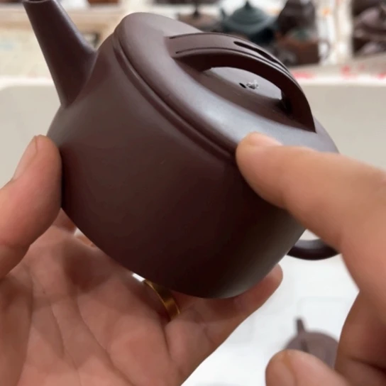 茶壶紫砂瑕疵………………