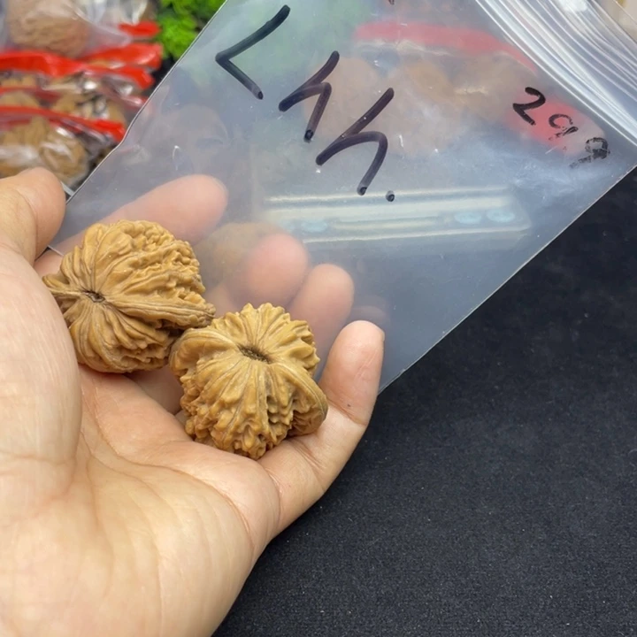 文玩核桃把件?**h四座楼