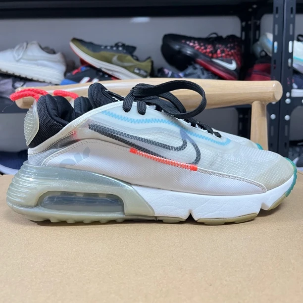 41码 Nike Air Max 2090 轻便透气 休闲 织物 运动 跑鞋 二手