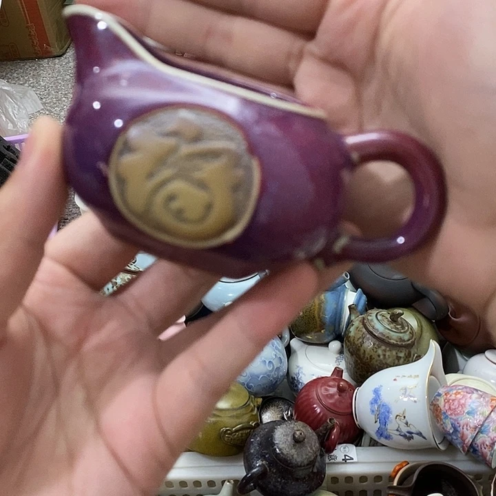 陶瓷艺术品及陶瓷壶壶