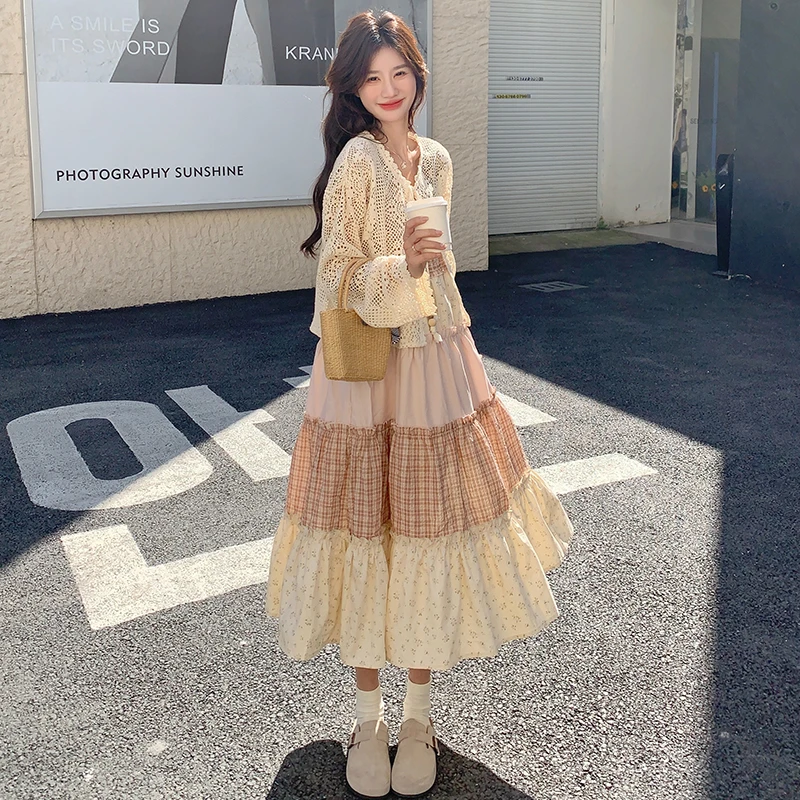 多巴胺碎花拼接吊带裙套装女2025夏季新款甜美少女风连衣裙两件套