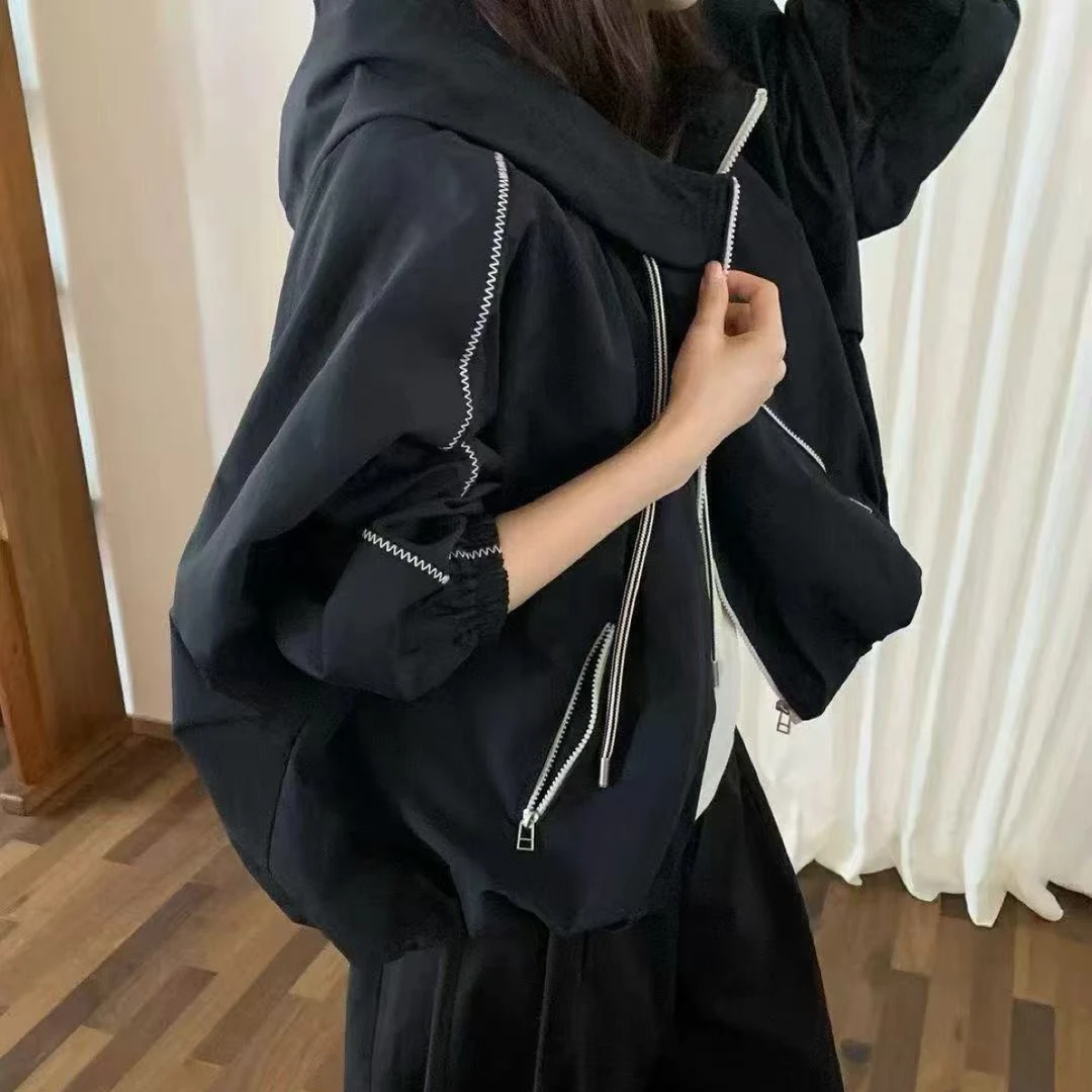 〔花苞夹克外套〕欧站设计感抽绳连帽花苞工装短外套