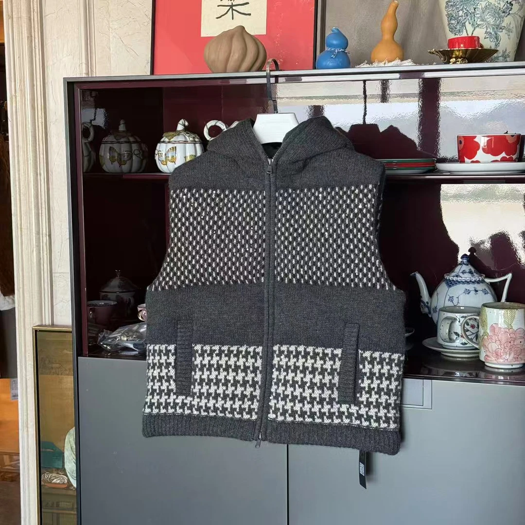 MYL 2025秋冬新款羊绒针织羽绒服连帽千鸟格纹拼色无袖羽绒马甲