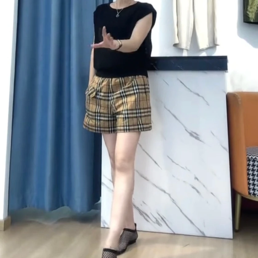 Y时尚百搭休闲潮流精品女装短裤舒适气质松紧T恤