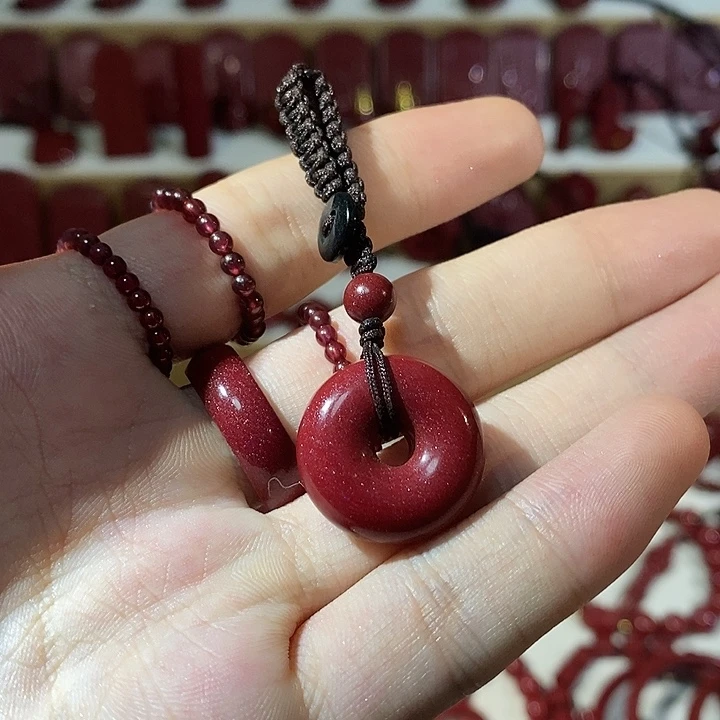 天然辰砂平安扣钥匙扣