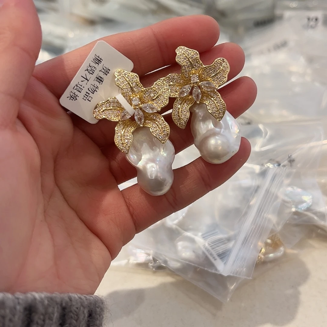 淡水珍珠耳饰合金