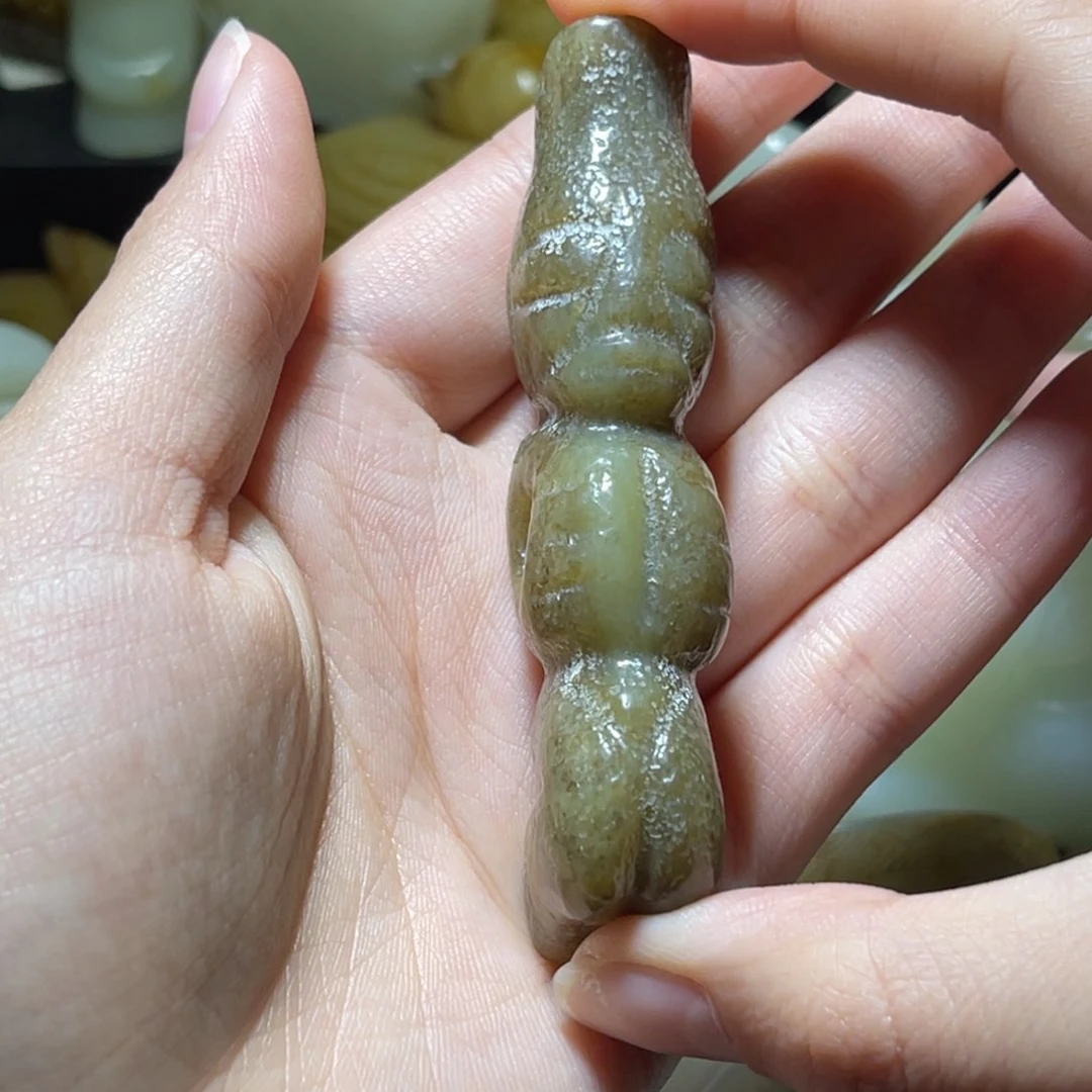 未镶嵌和田玉（糖玉）挂件