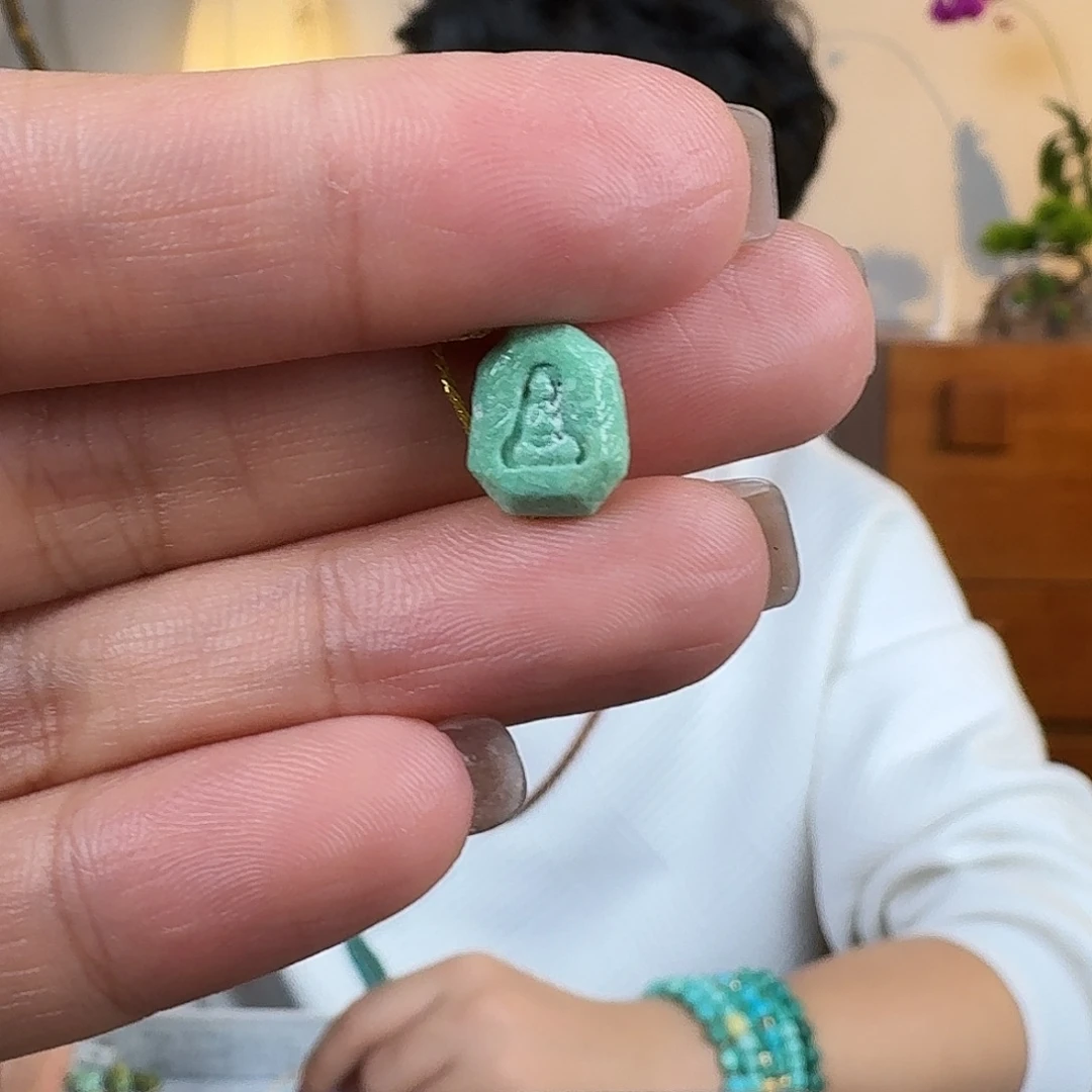 绿松石未镶嵌挂件