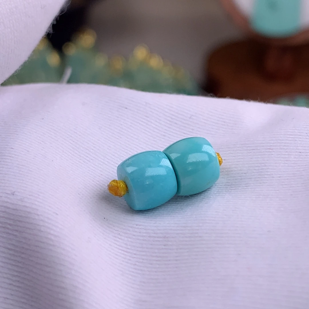 绿松石未镶嵌珠宝奇石1.04