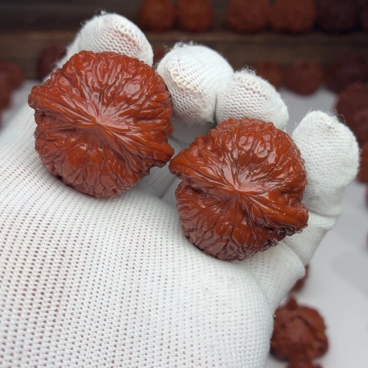 吊坠猴头核桃绣球38.15. WY#00#