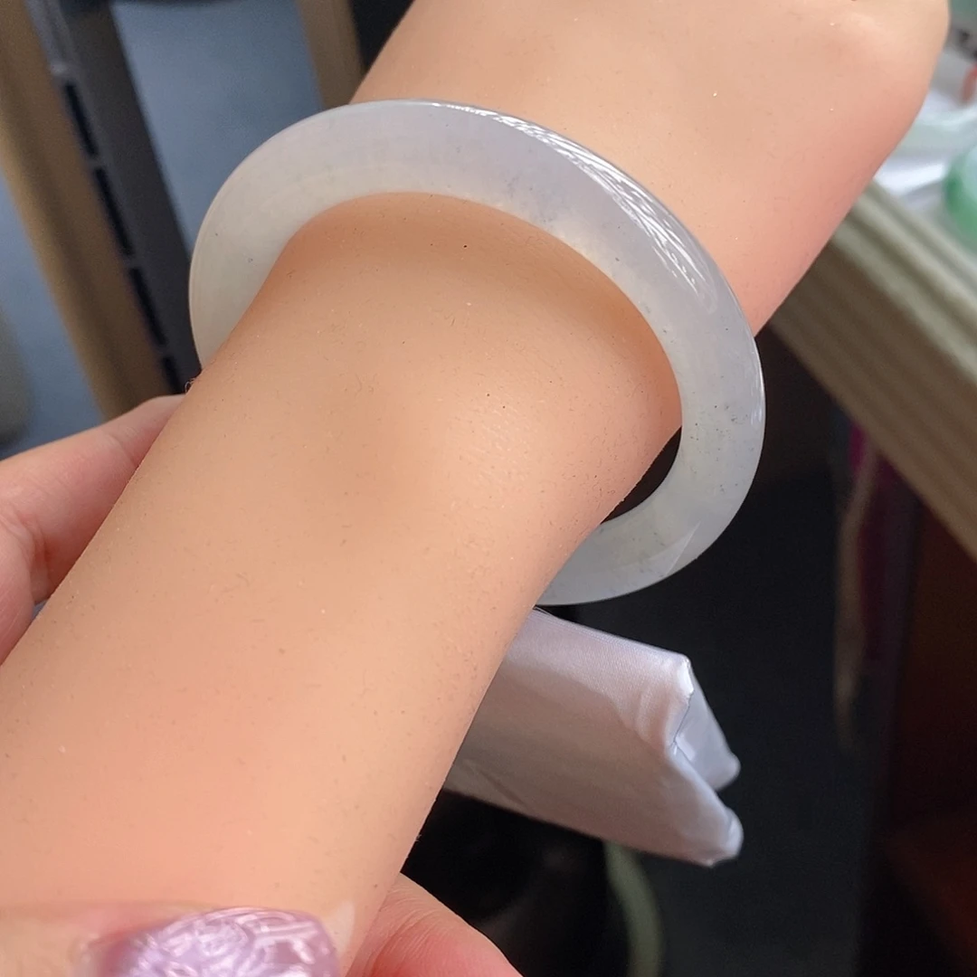 翡翠未镶嵌手镯7号