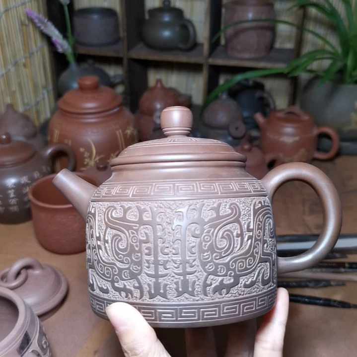 广西钦州坭兴陶茶壶