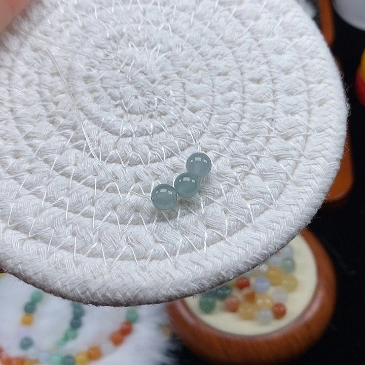 翡翠未镶嵌手串卡6.3mm 无鉴赏10