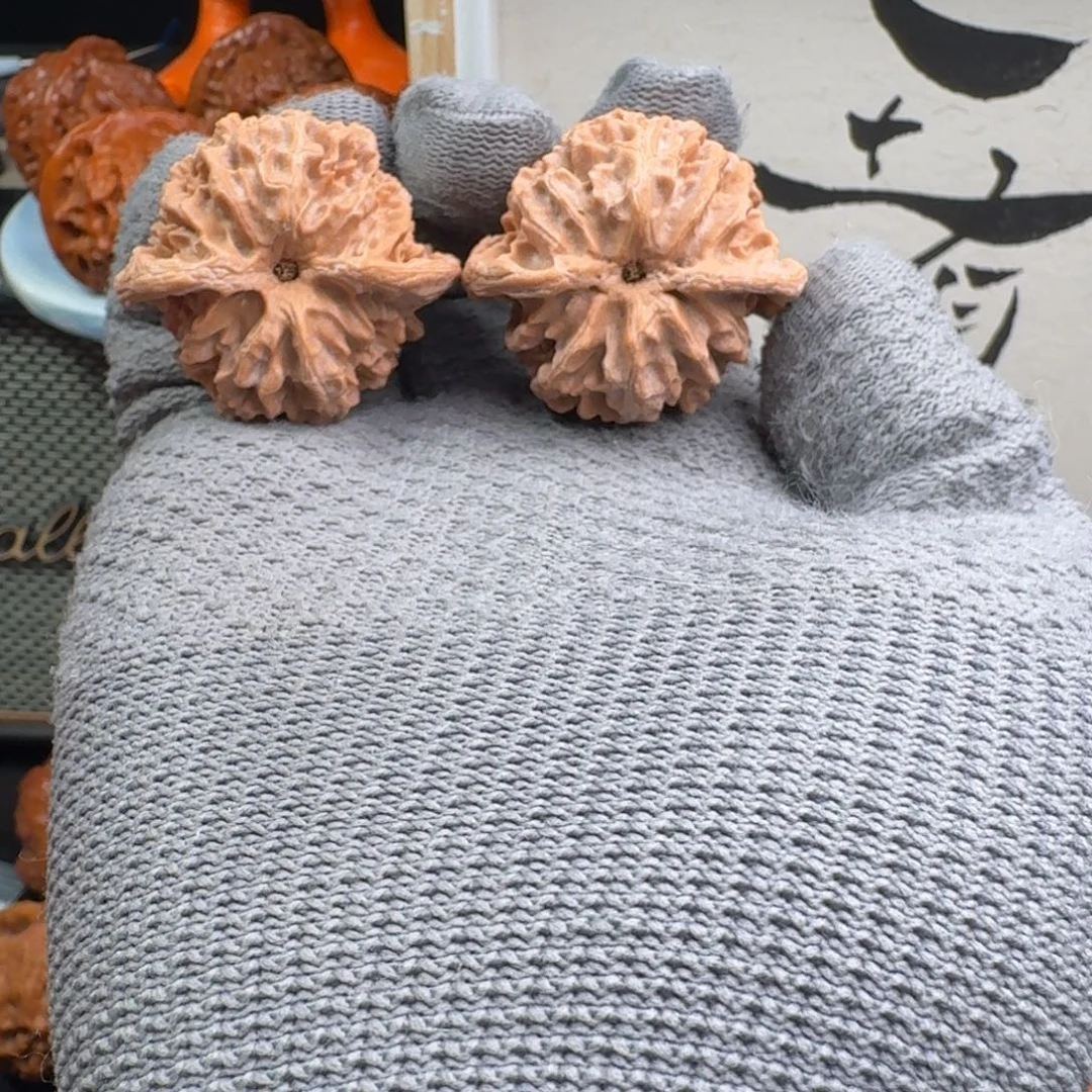 X***e吊坠文玩核桃3821苹果