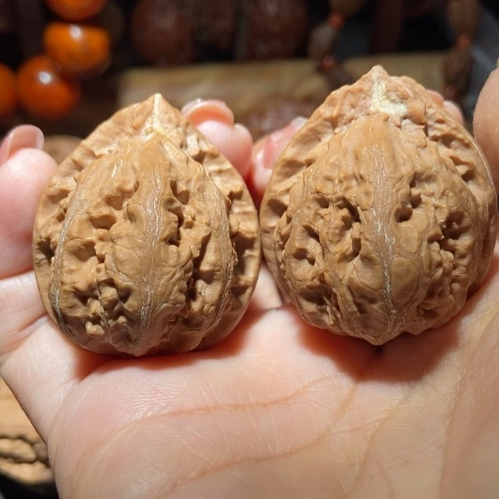 把件文玩核桃东北楸子小雪82