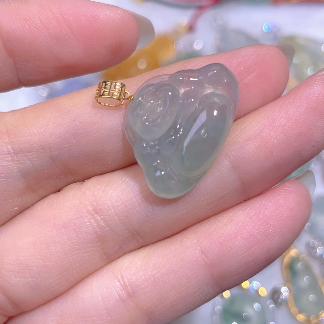 颈饰18K金镶嵌翡翠翡翠